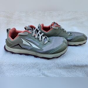 Altra Women's Lone Peak 5 Shoes Sz 9.5